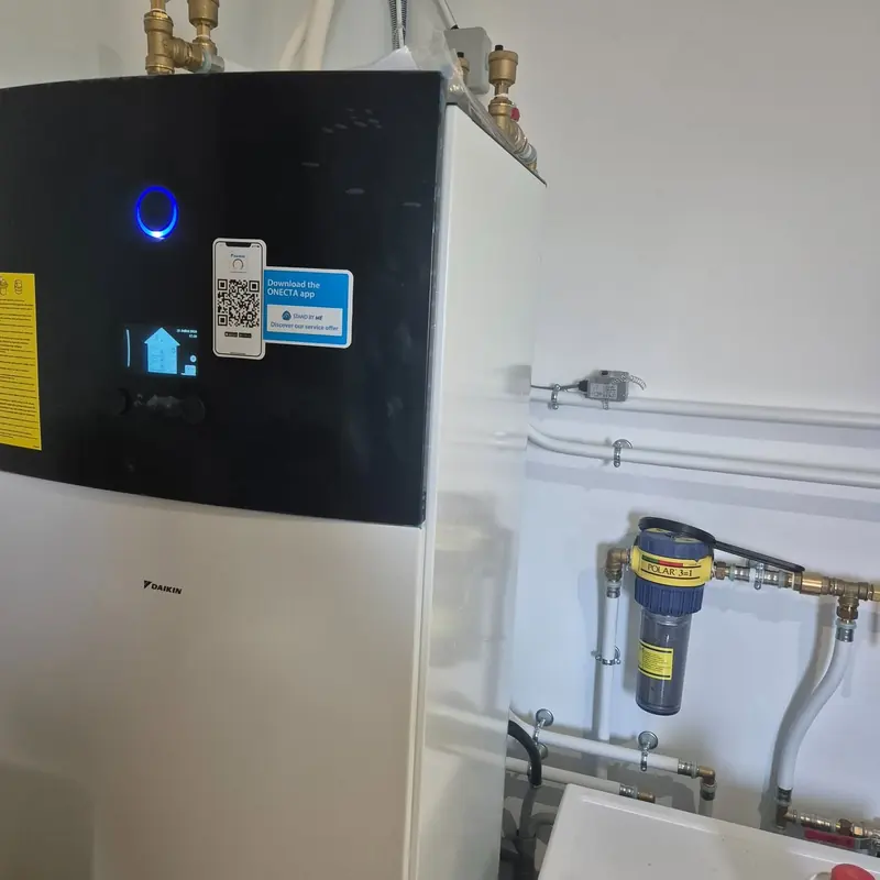 Module intérieur de pompe à chaleur Daikin avec filtre à boues